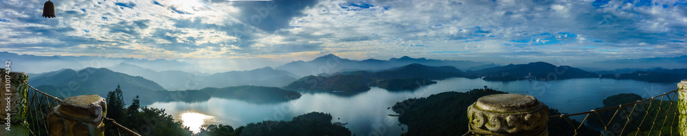 Fototapeta premium Sun Moon Lake