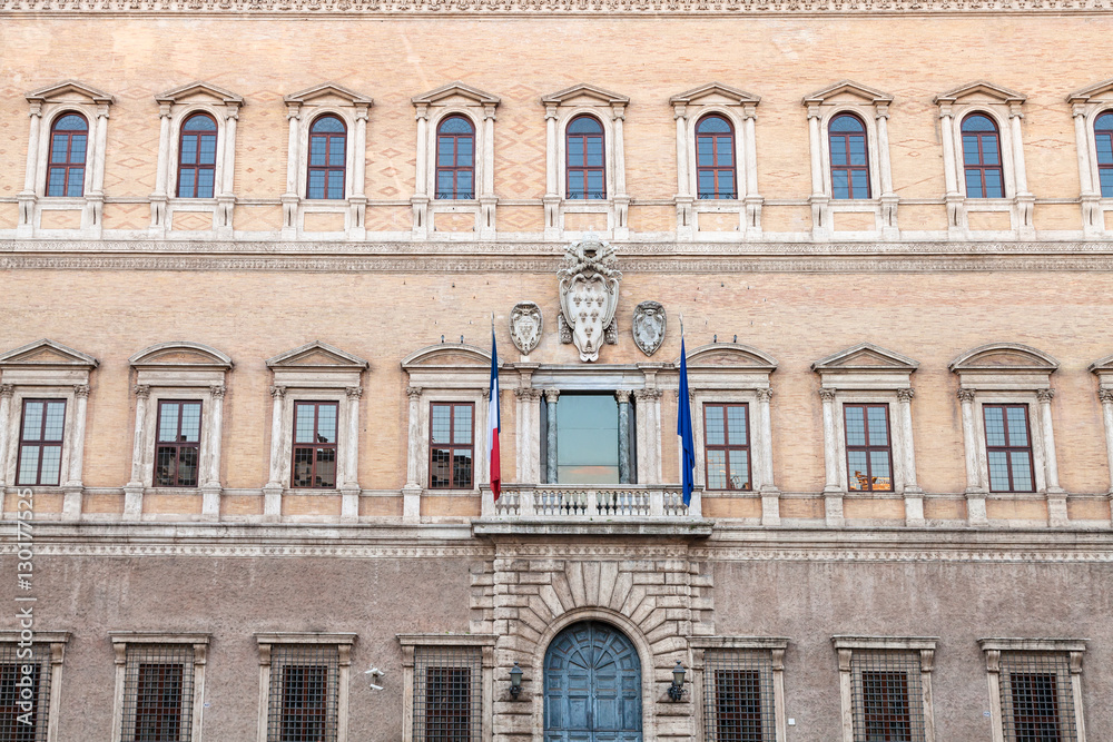 Fototapeta premium facade of Palazzo Farnese in Rome