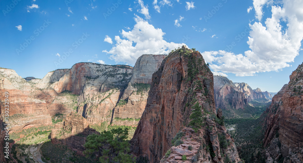 Angels Landing in Zion National Park, Utah 