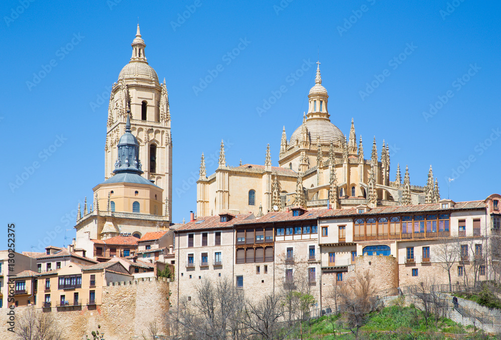 Segovia - The Cathedral Nuestra Senora de la Asuncion y de San Frutos de Segovia and the old town.