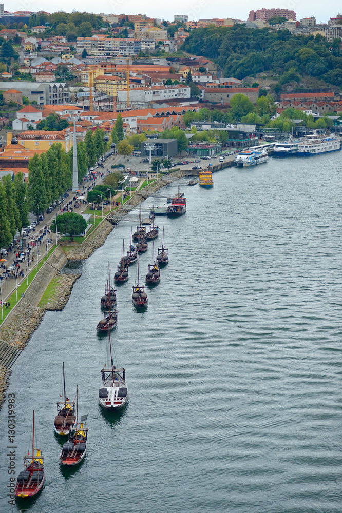 Obraz premium boats in river