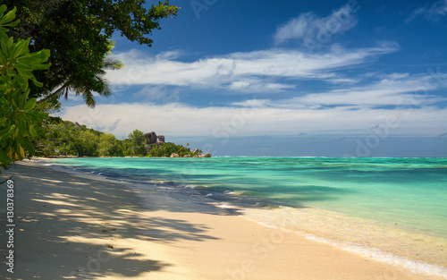 Strand mit Blick auf Anse Source d Argent Seychellen