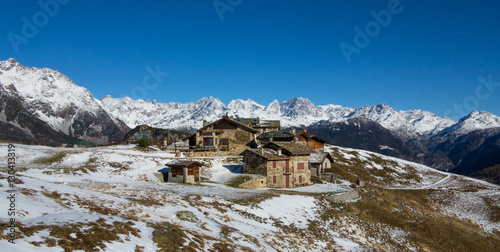 Alpeggio con baite - Valmalenco e gruppo del Bernina