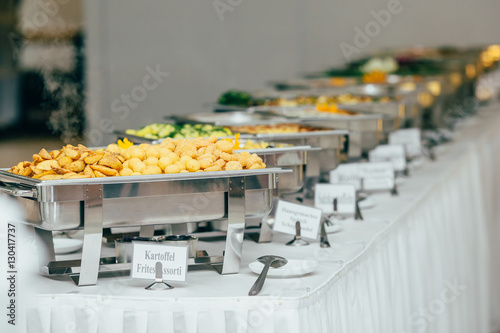 catering food wedding buffet
