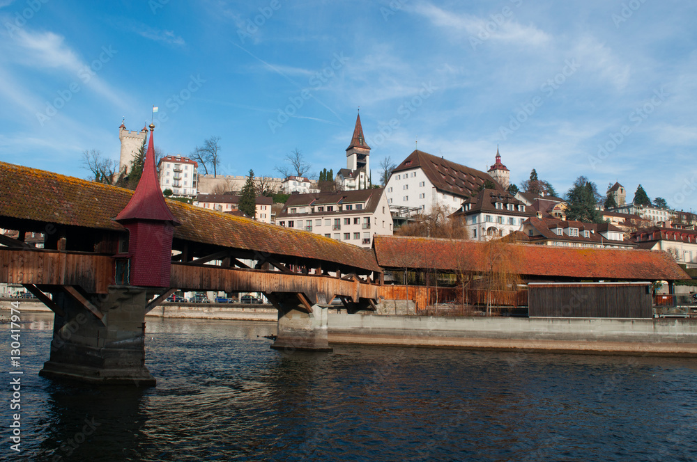 Svizzera, 08/12/2016: dettagli del famoso Ponte dei Mulini, il ponte coperto in legno costruito nel XIII secolo