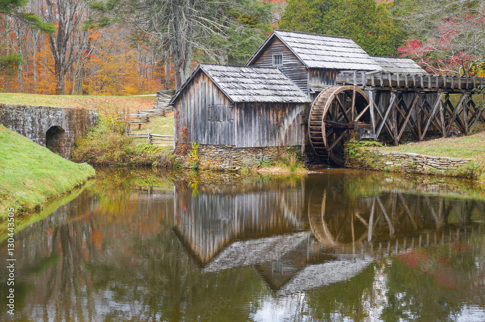 Mabry Mill, Blue Ridge Parkway in Virginia Mabry Mill, Blue Ridge Parkway in Virginia