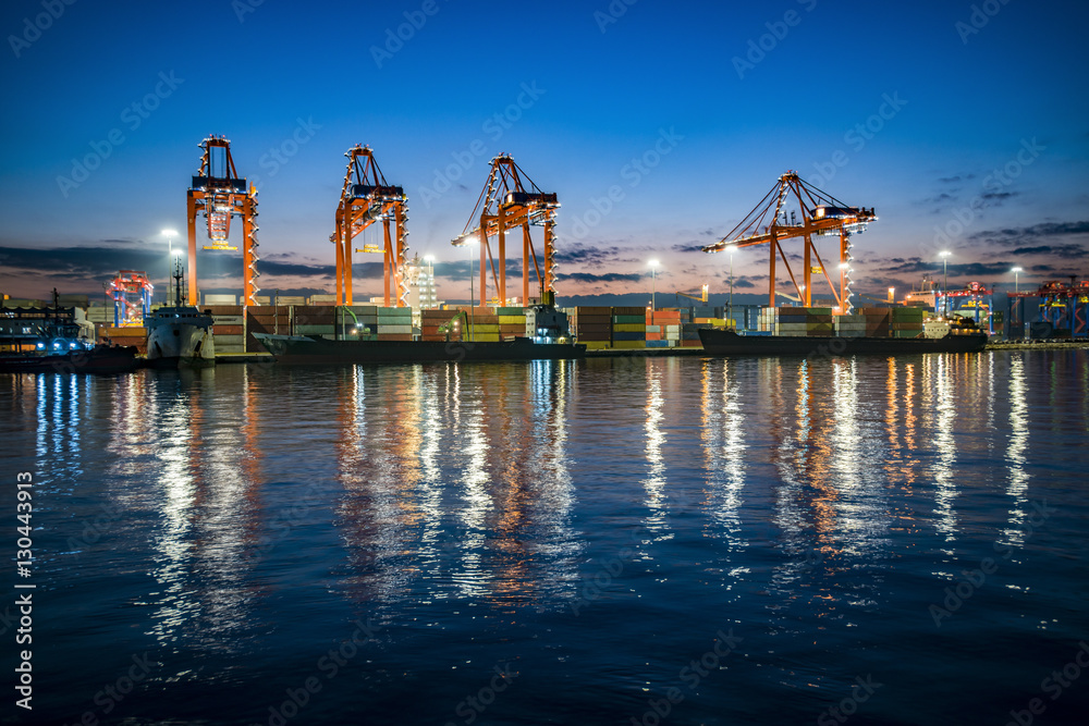 Fototapeta premium Industrial sea port of Mersin at night. Turkey