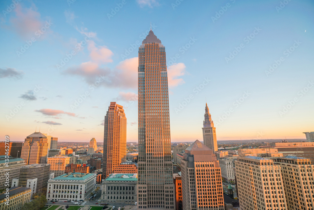 Fototapeta premium View of downtown Cleveland