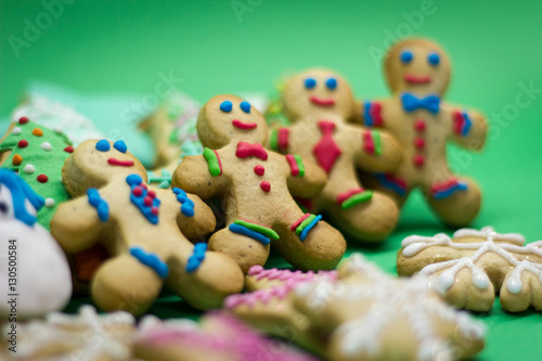 New Year, gingerbread men, christmas tree, stars, snowman