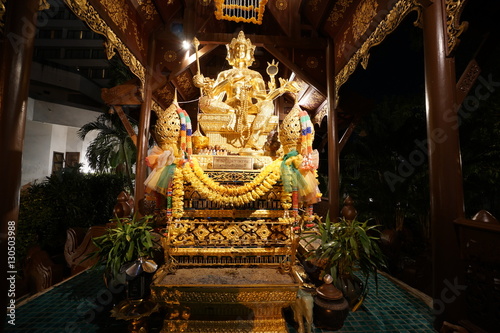 Obraz na płótnie Hinduism statue or phra phrom in Thailand
