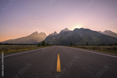 Road to the Mountains 