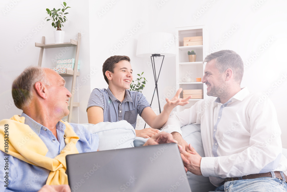 Obraz premium Happy son and father