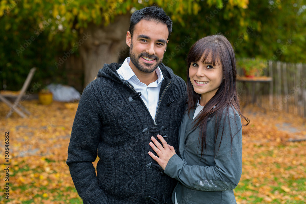 Fototapeta premium hispanic couple dating in autumn