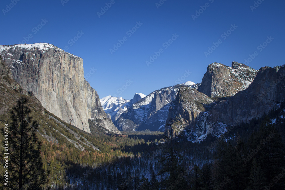 Yosemite Valley in Winter Yosemite Valley in Winter
