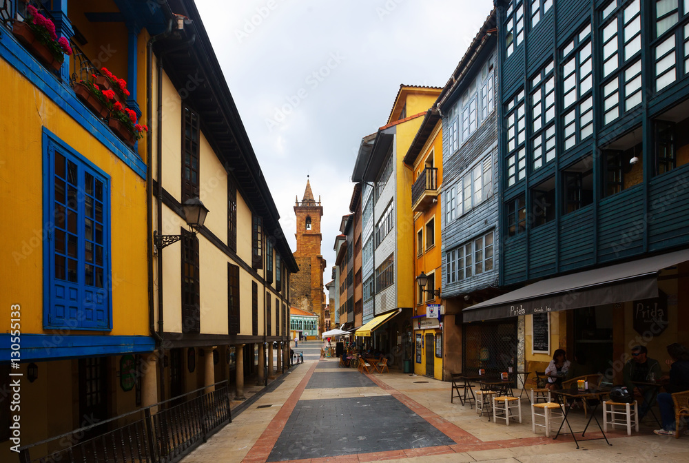 Obraz premium Traditional asturian dwelling houses at old part of Oviedo