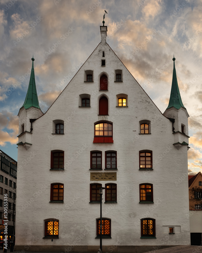 Naklejka premium Das Münchner Stadtmuseum am St.-Jakobs-Platz