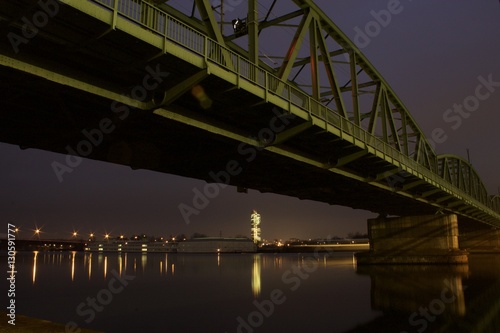 Austria Vienna bridge at night 