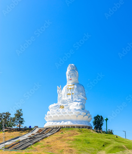 Kuan Yin buddha statue. wathyuaplakang