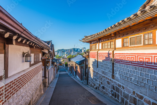 Time lapse of Bukchon Hanok Village in Seoul , South Korea