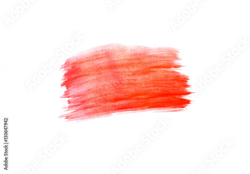 Roter Pinselstrich isoliert auf weiß