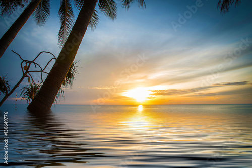 Fototapeta Naklejka Na Ścianę i Meble -  Tropical beach background Water Reflections