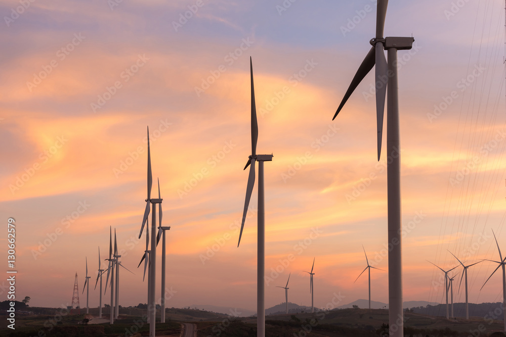 Obraz premium Wind power generation,Wind turbines on farmland and agricultural
