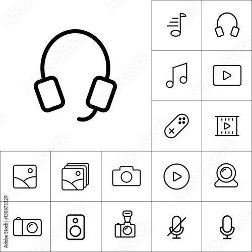 thin line headphones icon on white background, multimedia icons