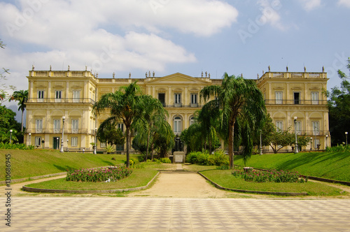 Obraz na płótnie The National Museum facade w salonie