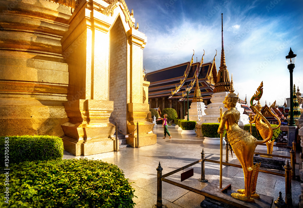 Tourist in Wat Phra Kaew