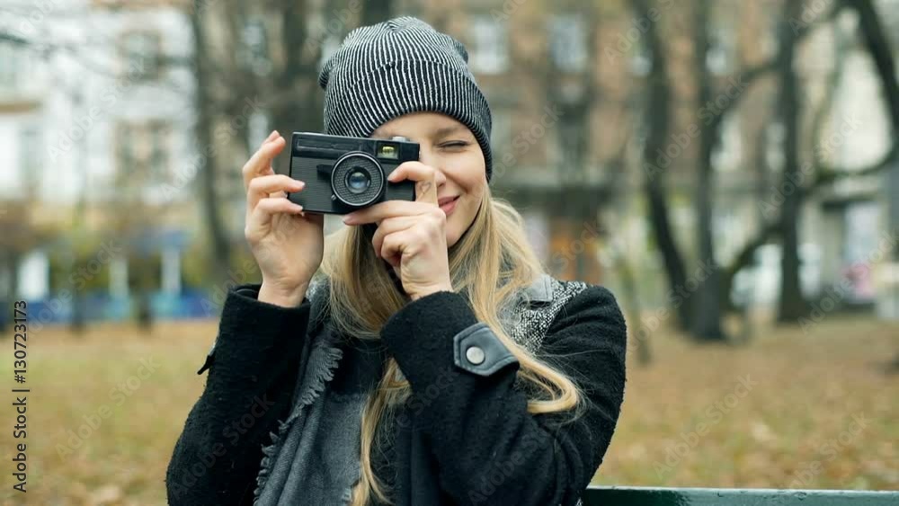 Girl doing photos on old camera and enjoying this, steadycam shot
Girl doing photos on old camera and enjoying this, steadycam shot