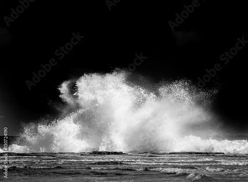 Waves crashing at Coledale
