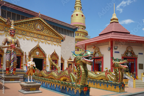 Reclining Buddha Wat Chaiyamangalaram photo