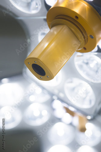 Operating room surgery light