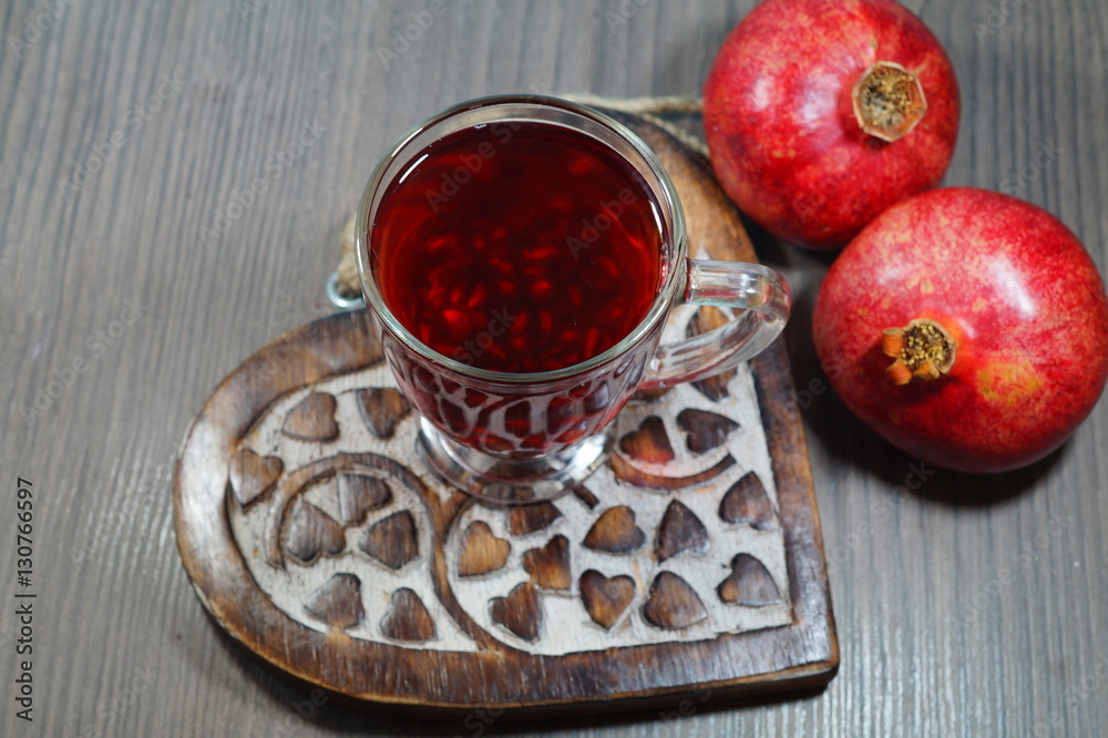 Pomegranate juice with pomegranate
Pomegranate juice with pomegranate