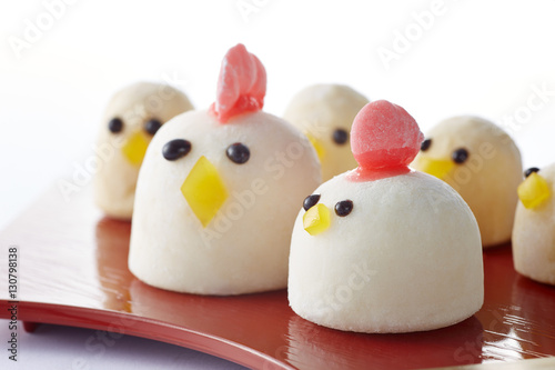 マシュマロで作った鶏(酉年) © funny face