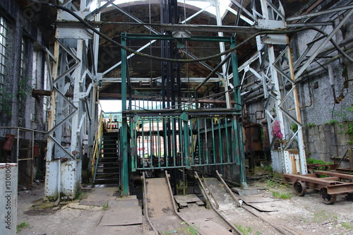 Zona de embarque de un pozo minero ya cerrado