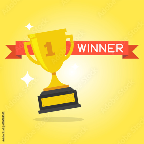 Coppa dorata, trofeo di vittoria scintillante con numero uno e nastro rosso con scritta WINNER su sfondo giallo, illustrazione flat vettoriale