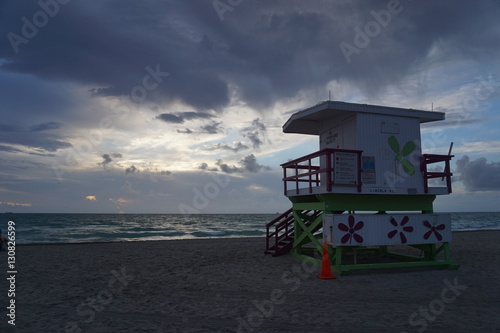 Sonnenaufgang am Strand von Miami Beach © franziskahoppe