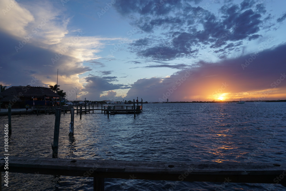 Sonnenuntergang in Fort Pierce Sonnenuntergang in Fort Pierce