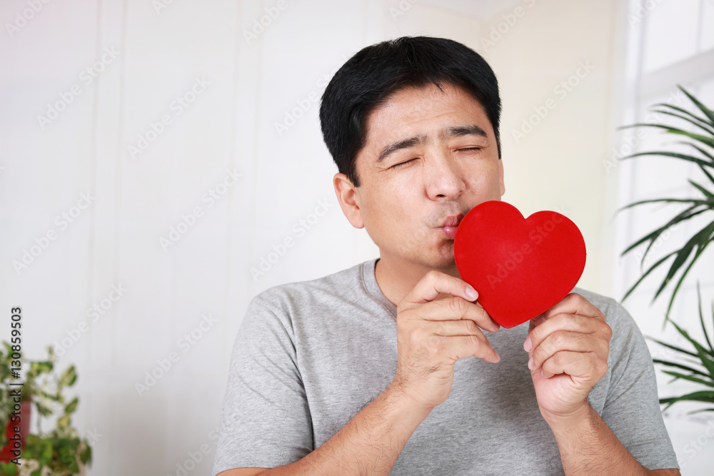 恋する男性
恋する男性
