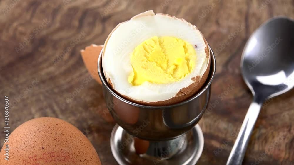 Rotating Eggs (boiled) (seamless loopable 4K UHD footage)