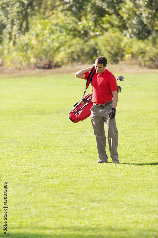 Fototapeta premium Golfer in sunlight