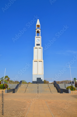 WWI and WWII war memorial tower  in Lilongwe with a statue of the first president Dr Banda photo