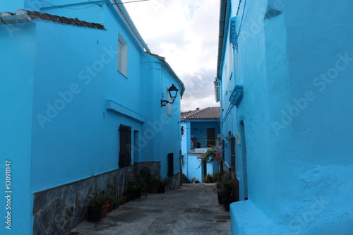 village with blue houses © RATOCA