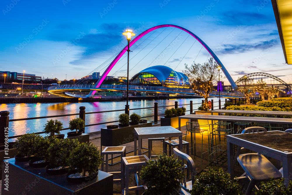 Fototapeta premium Newcastle upon Tyne Quayside, England