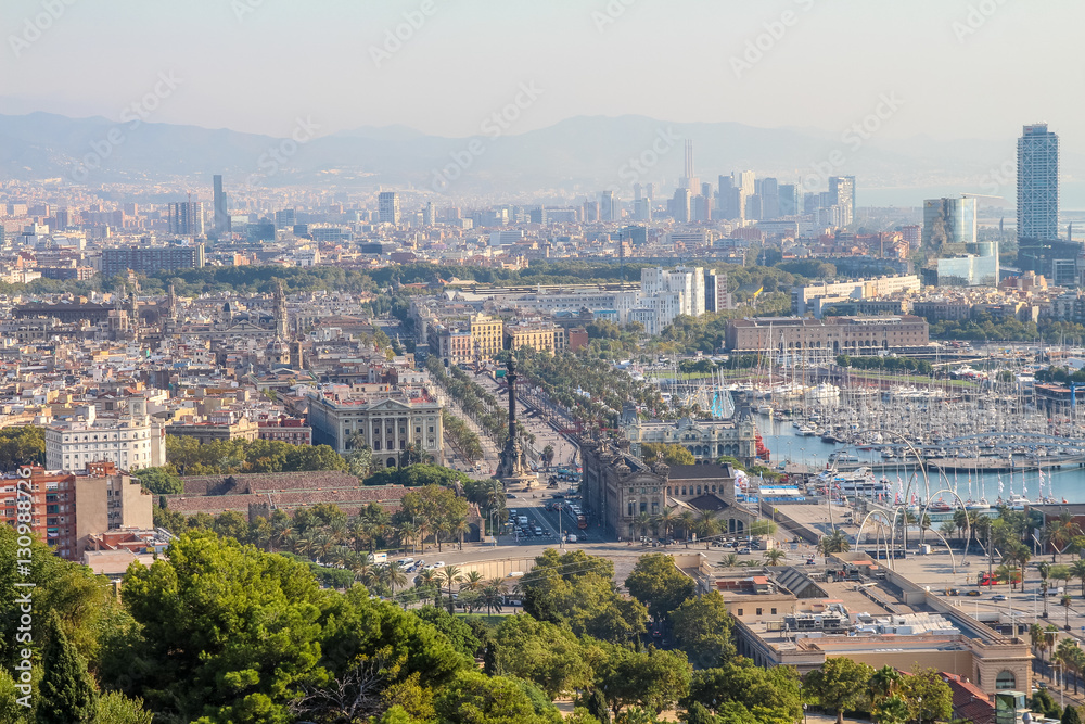 Fototapeta premium Barcelona in the morning light