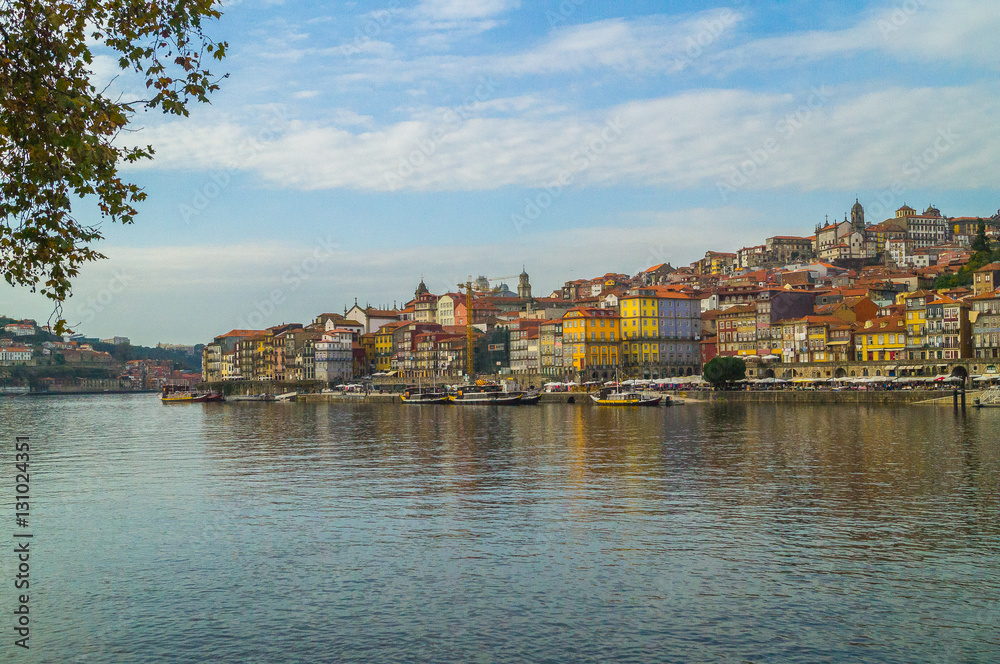 Obraz premium City view of Porto and the Douro river, Porto, Portugal.