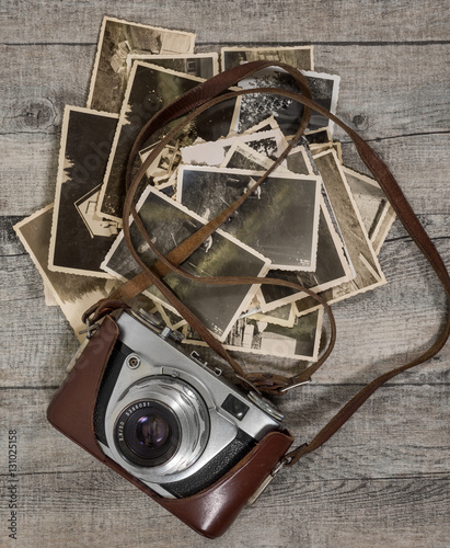Fotografie alte antike fotokamera mit bildern