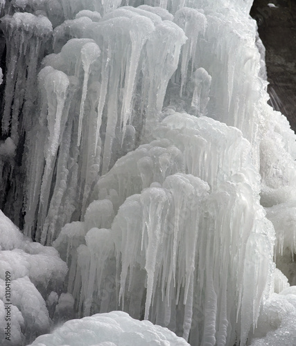 Manyavsky waterfalls photo