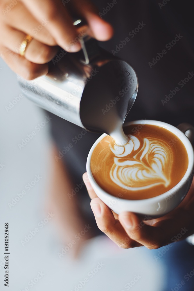 Fototapeta kawa latte art w kawiarni